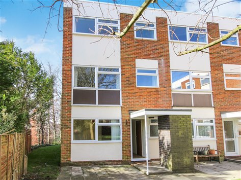 Carlton Road, Harpenden, AL5 4SY